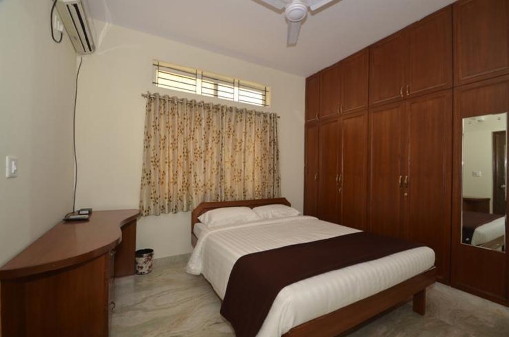 Service Apartments in VHBCS layout, Bangalore - Bedroom